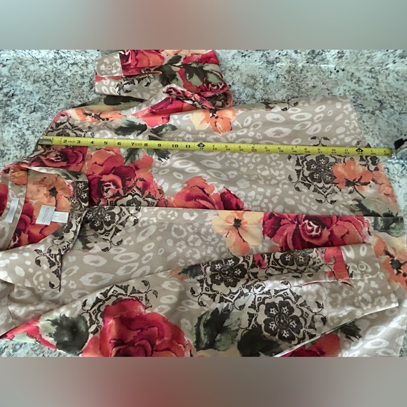 Chicos Floral No Iron Easy Care Long Sleeve Blouse Top Size M 8 - Picture 10 of 13